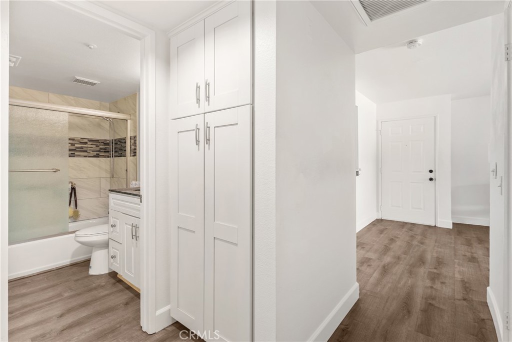 111 S Lakeview Avenue G Property Photo 18
