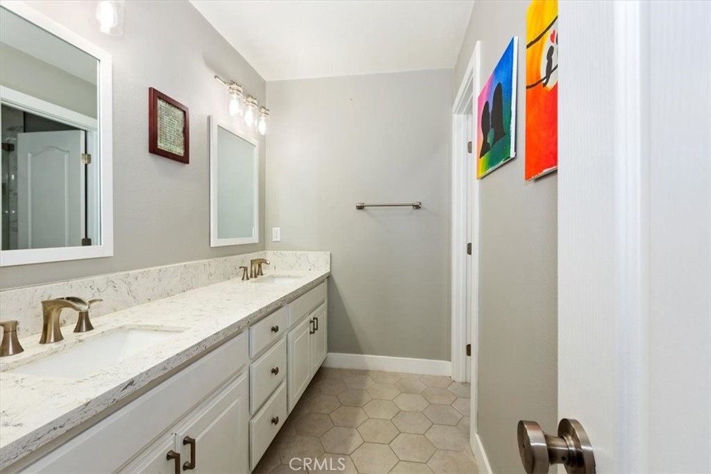 15723 Parkhouse 19 Property Photo 31