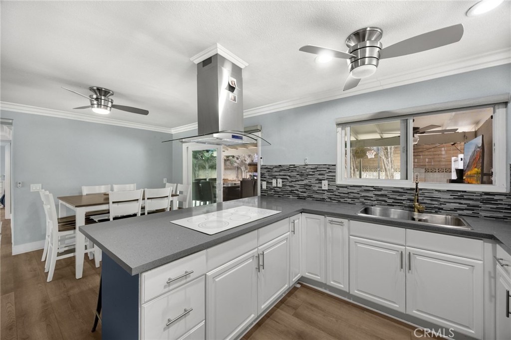 325 Delphia Avenue Property Photo 10