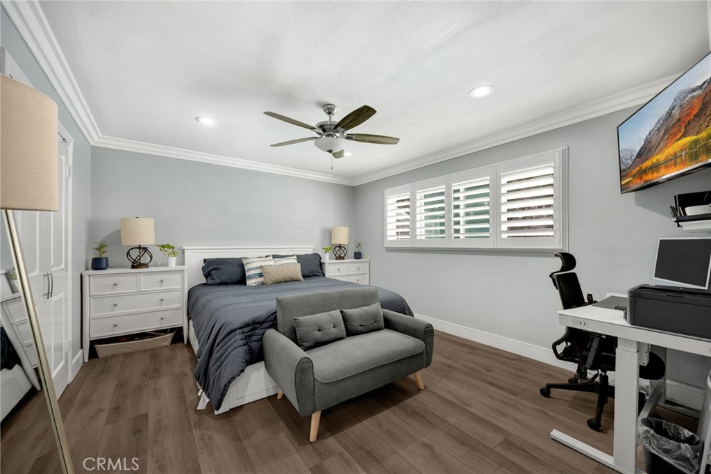 325 Delphia Avenue Property Photo 12