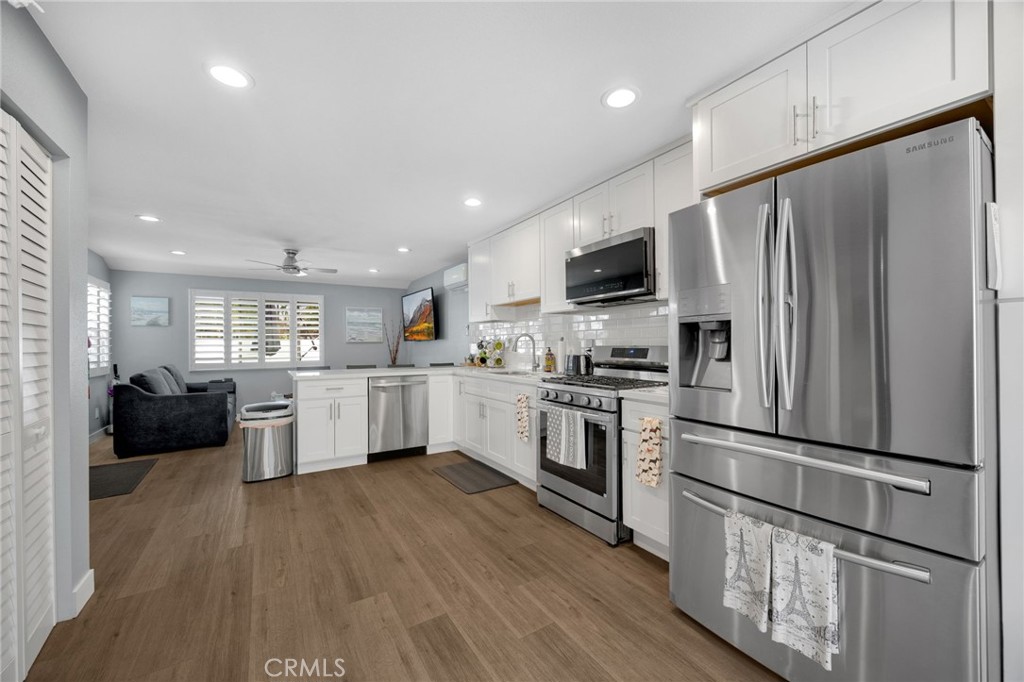 325 Delphia Avenue Property Photo 27