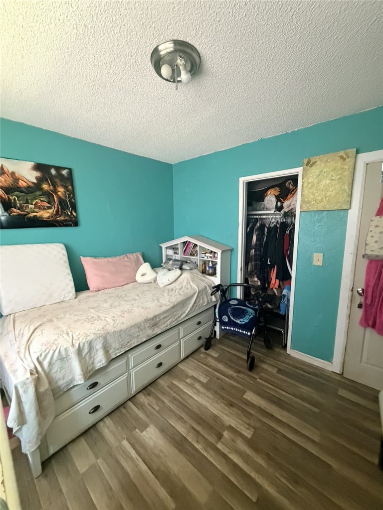 18265 Larkspur Property Photo 8