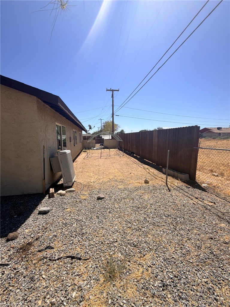 18265 Larkspur Property Photo 16