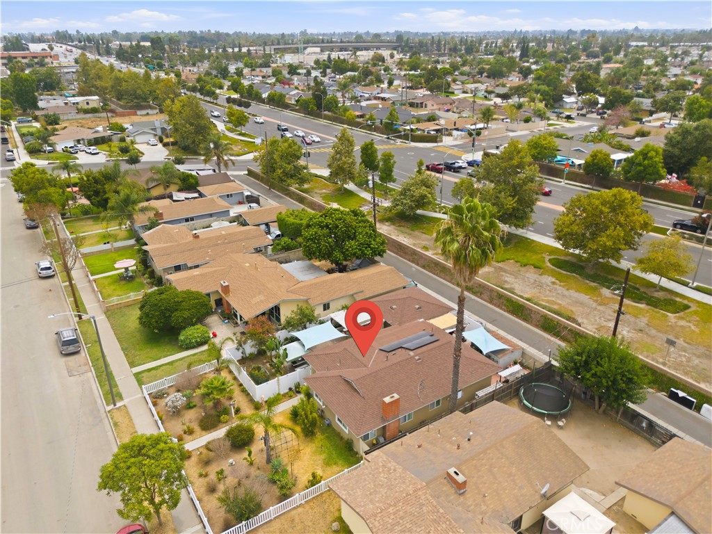 1309 N Catalpa Property Photo 45