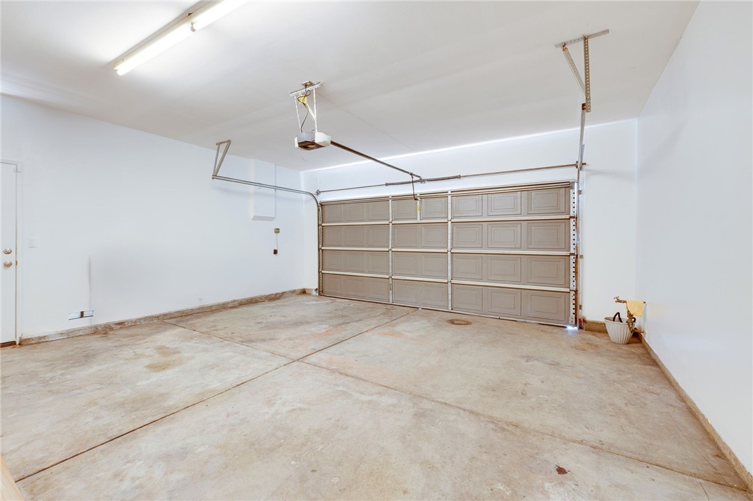 13247 Yellowwood Street Property Photo 15