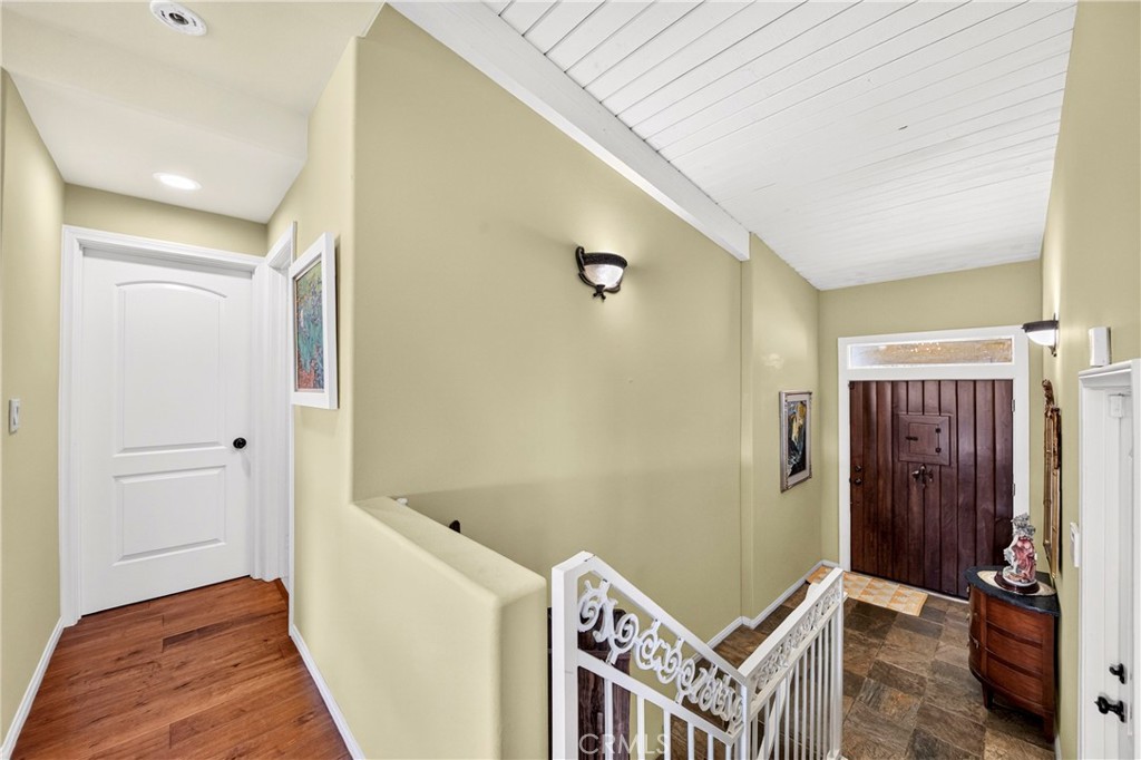401 1/2 W. Skyline Drive Property Photo 26