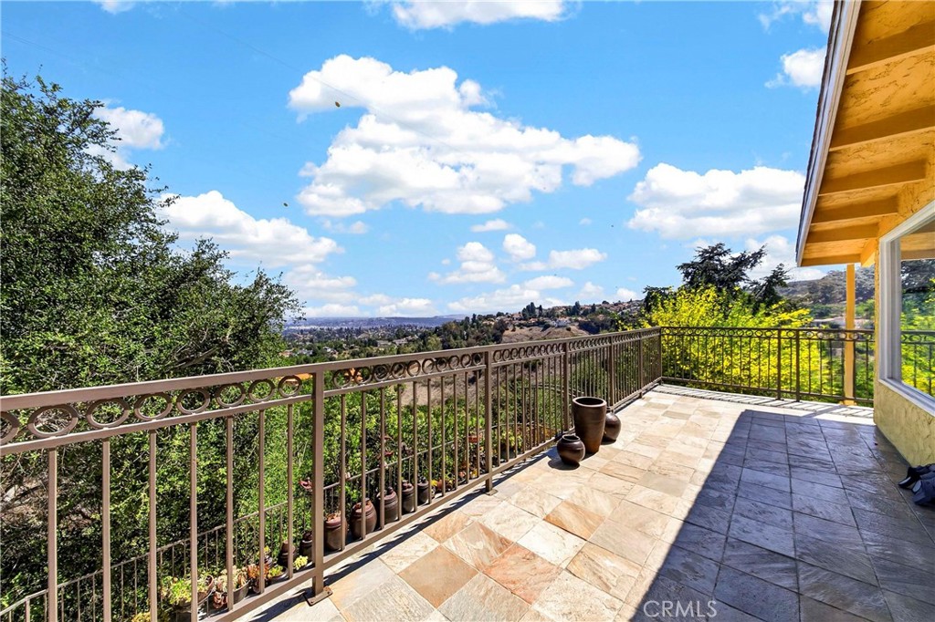 401 1/2 W. Skyline Drive Property Photo 41