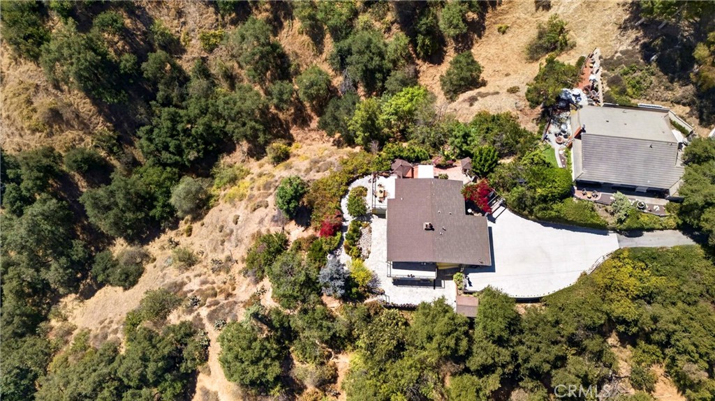 401 1/2 W. Skyline Drive Property Photo 59