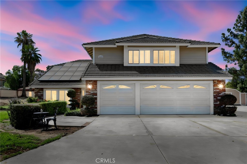 16891 Mariposa Property Photo 1