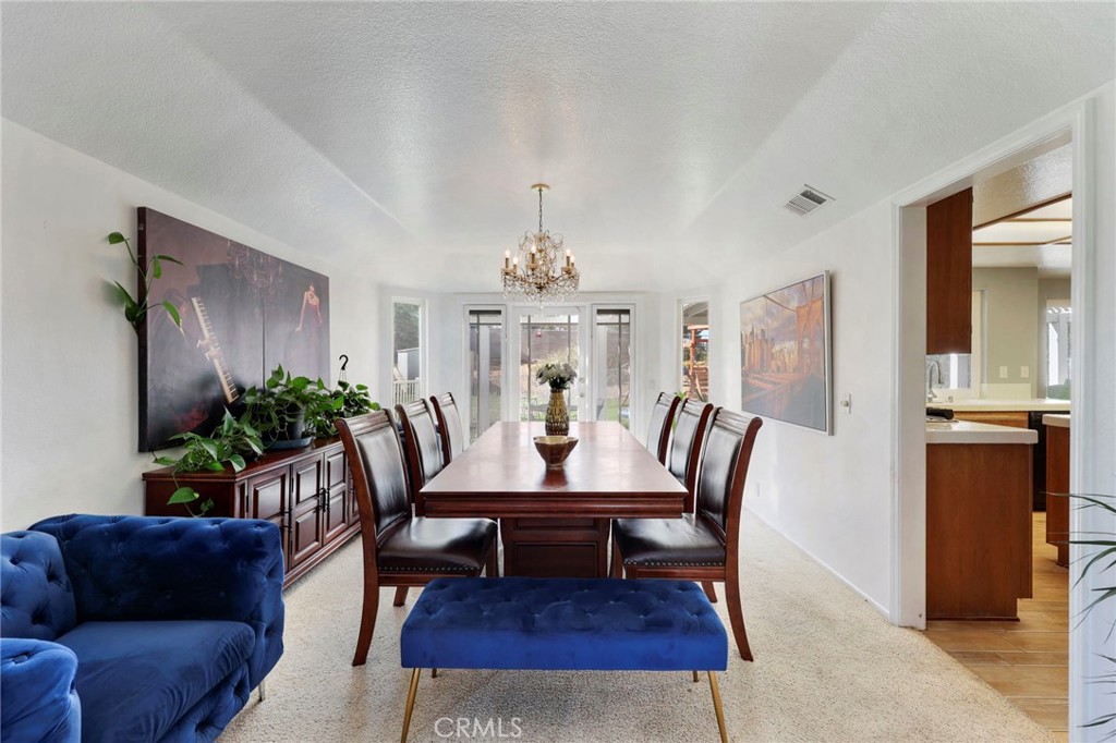 16891 Mariposa Property Photo 10