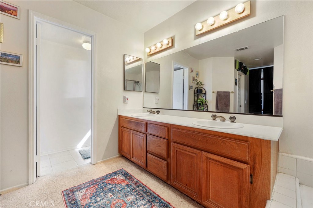 16891 Mariposa Property Photo 28
