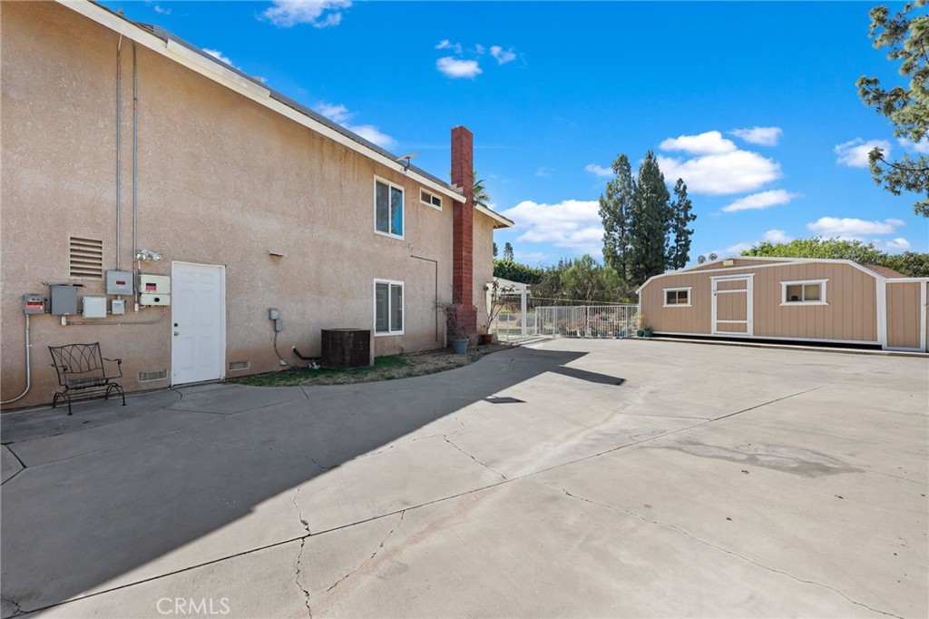 16891 Mariposa Property Photo 45