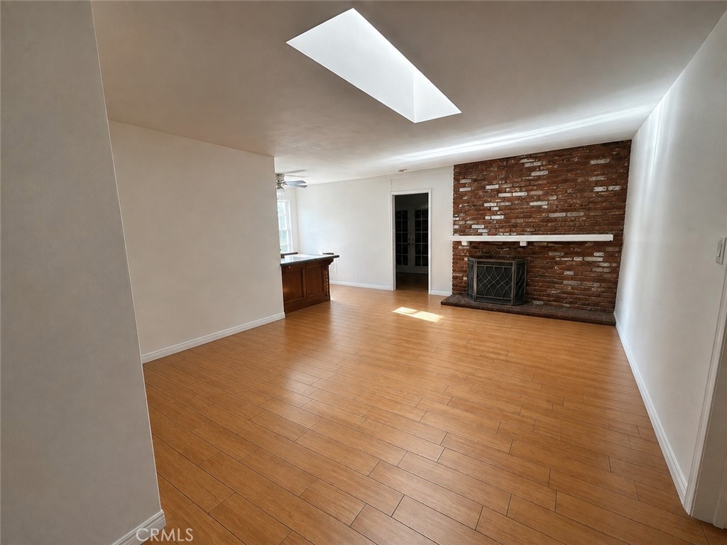1737 W Beacon Property Photo 2