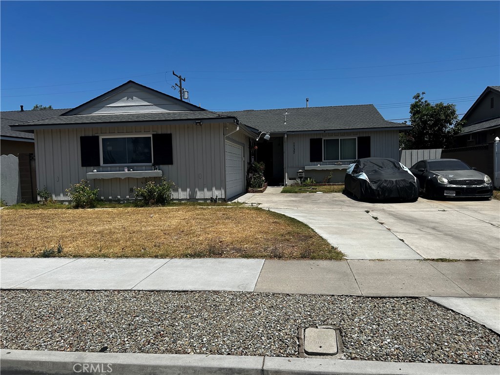 1737 W Beacon Property Photo 15