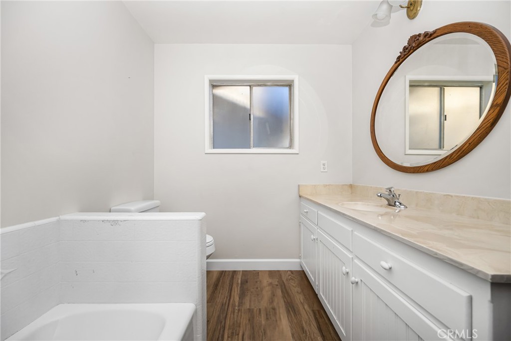 243 N Grand Street Property Photo 5