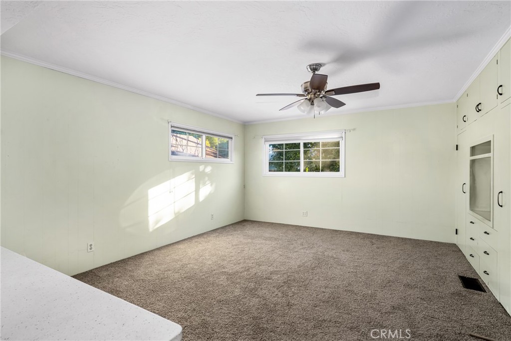 243 N Grand Street Property Photo 16