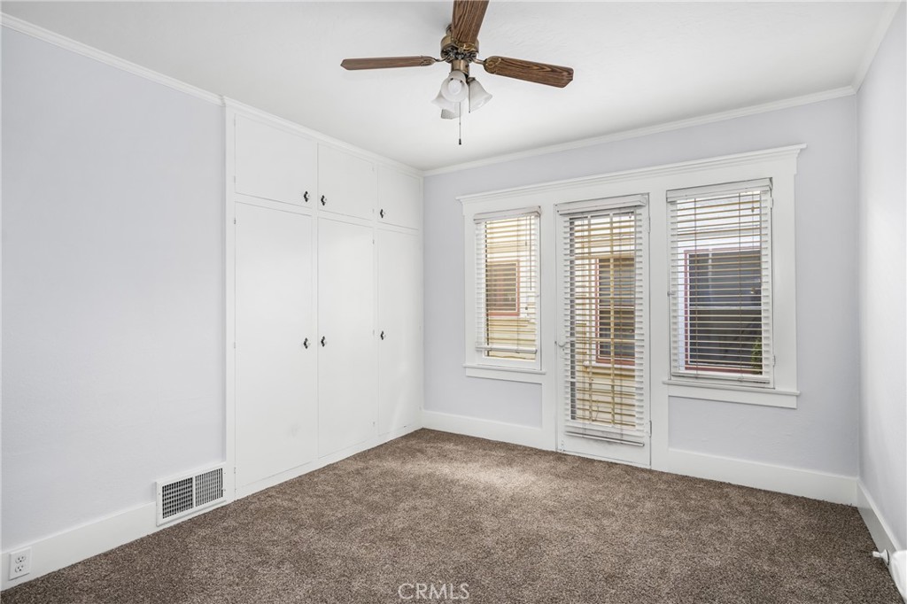 243 N Grand Street Property Photo 21
