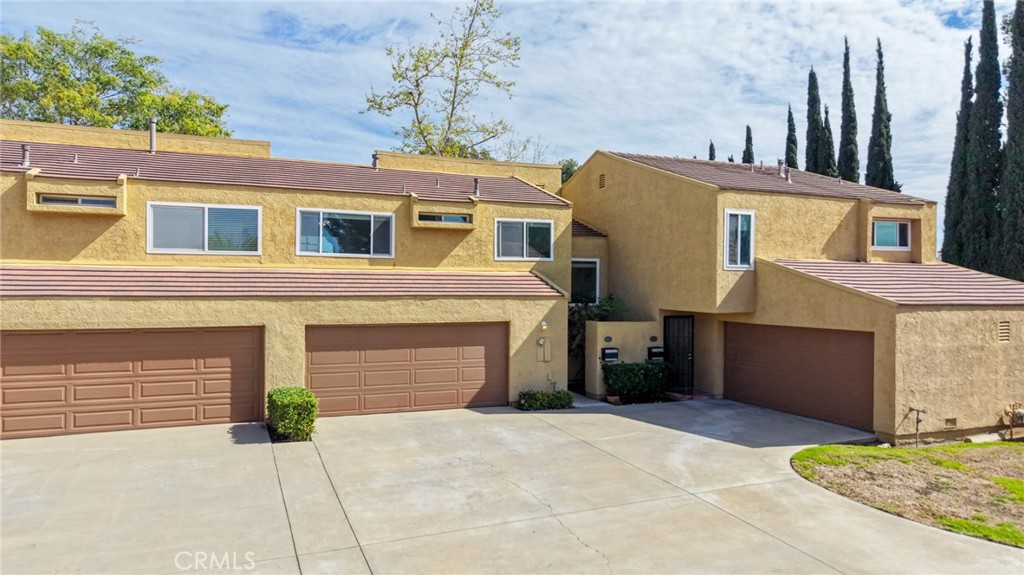 4842 Carmonita Property Photo 1