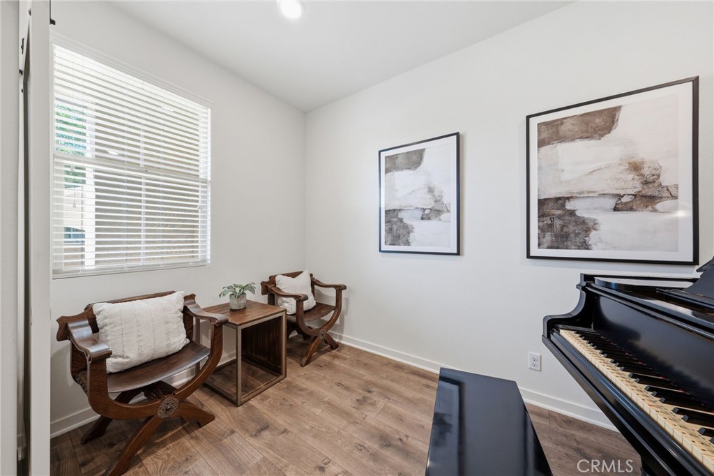 250 Cultivate Property Photo 8