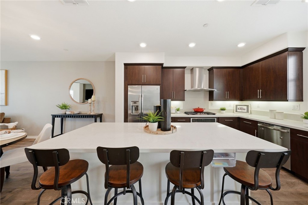 250 Cultivate Property Photo 13