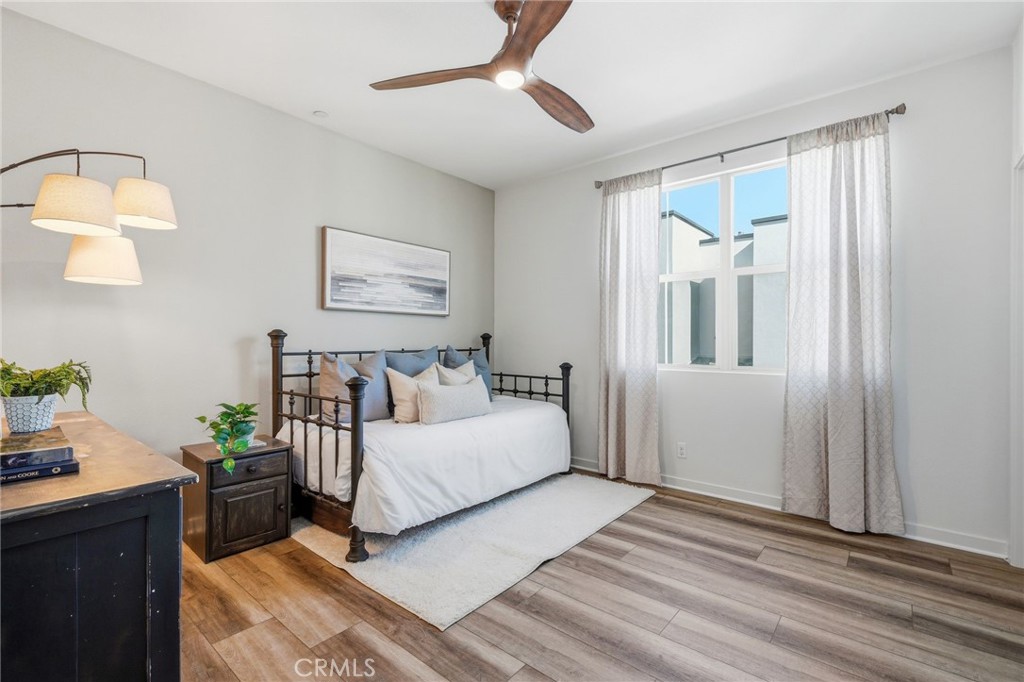 250 Cultivate Property Photo 33