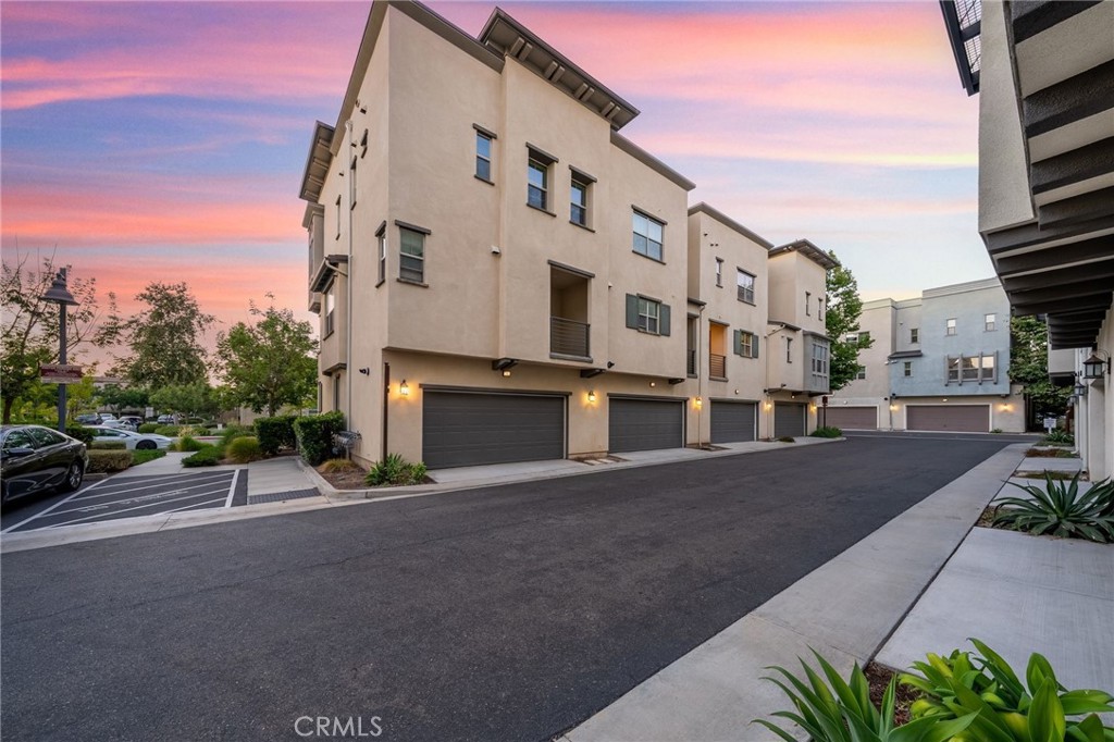 250 Cultivate Property Photo 39