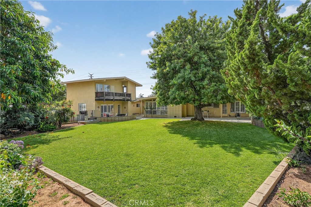 1400 N Puente Property Photo 3