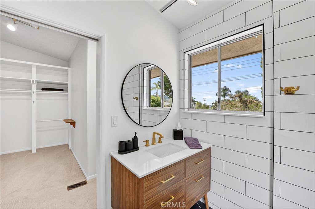 1400 N Puente Property Photo 37