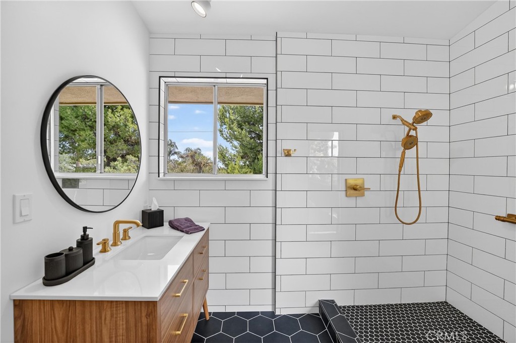 1400 N Puente Property Photo 38