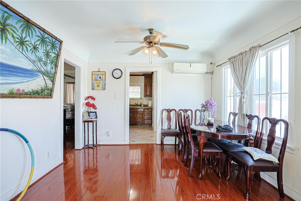 2811 Lexington Property Photo 7