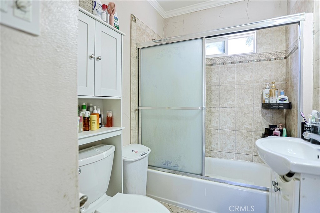 2811 Lexington Property Photo 11