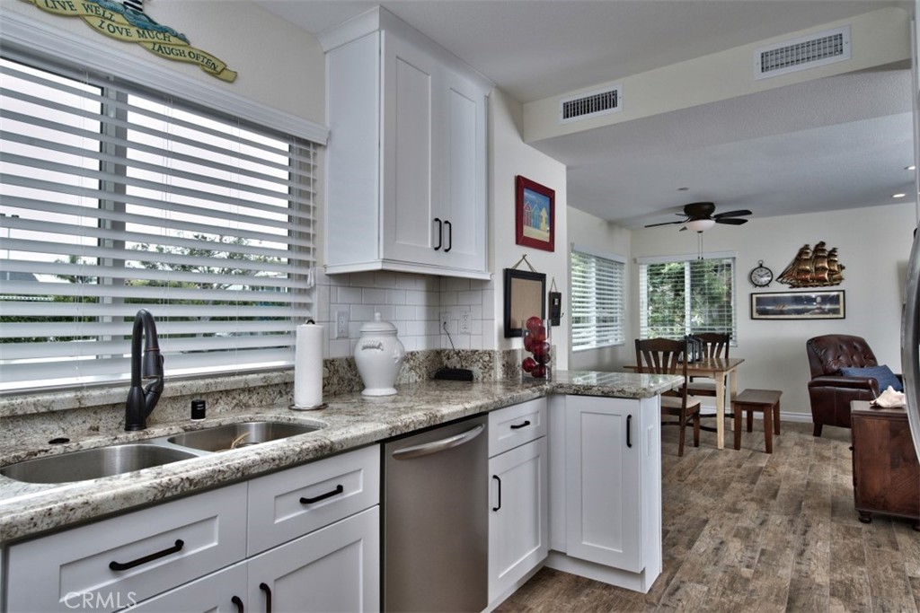 1509 E Balboa Boulevard A Property Photo 7