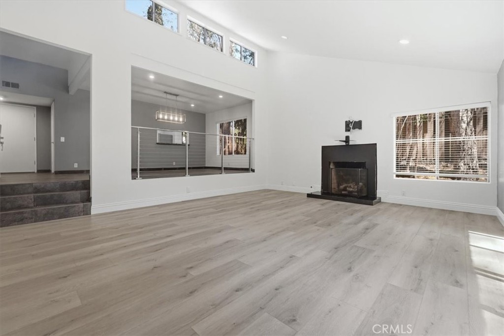 25045 Castlewood Property Photo 4