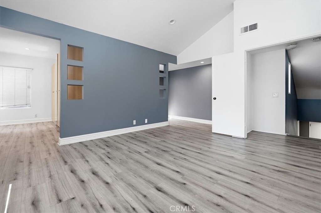 25045 Castlewood Property Photo 20