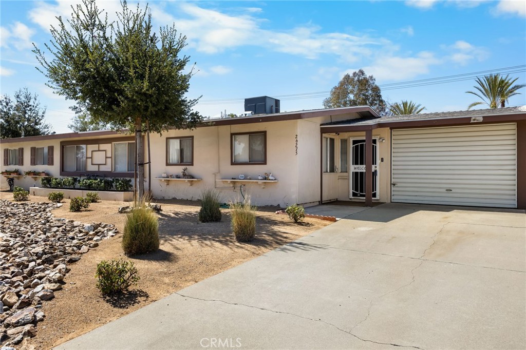26275 Cherry Hills Property Photo 2
