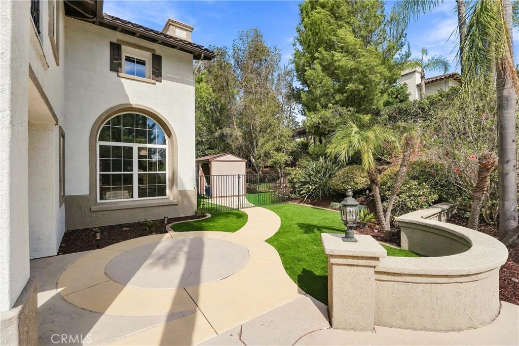 2477 Saffron Glen Property Photo 9