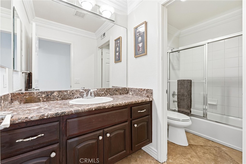 2477 Saffron Glen Property Photo 26