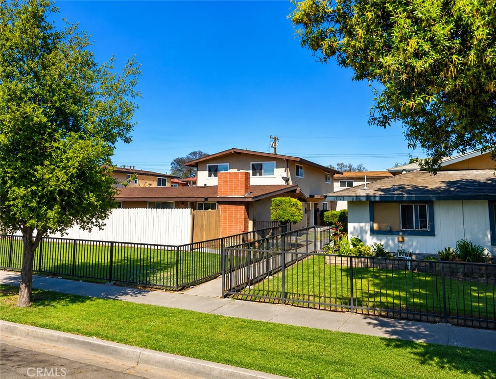 1613 Cedar Property Photo 1