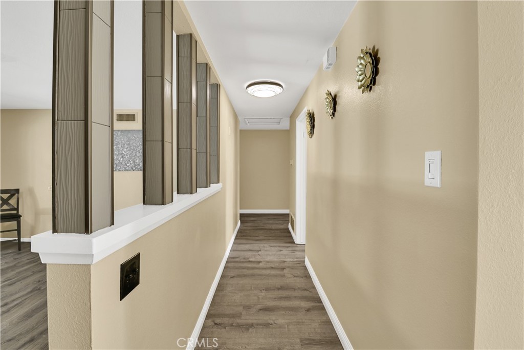 2550 W Rowland Avenue Property Photo 14