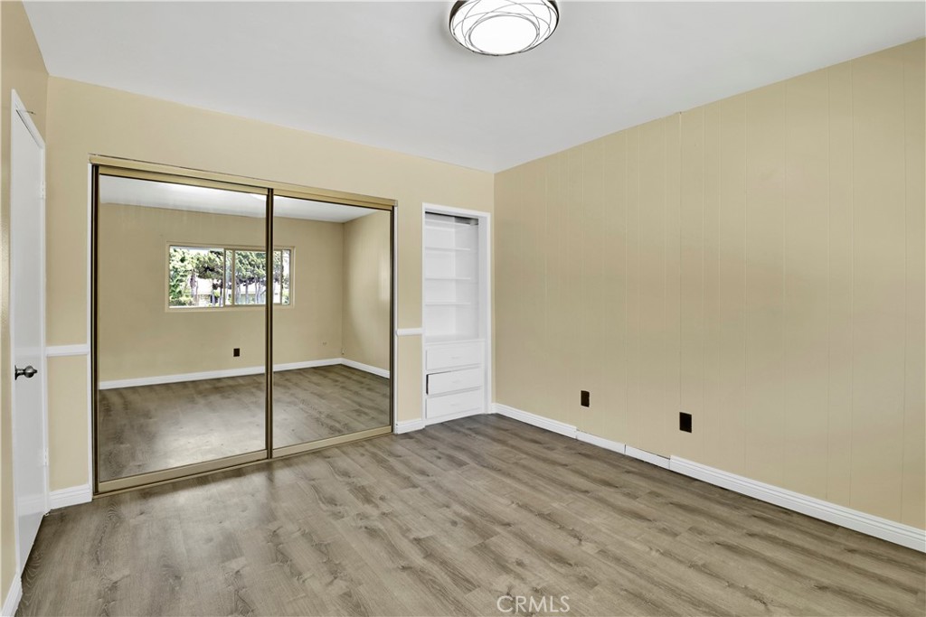2550 W Rowland Avenue Property Photo 22