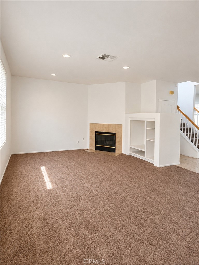 10312 Whitecrown Property Photo 3