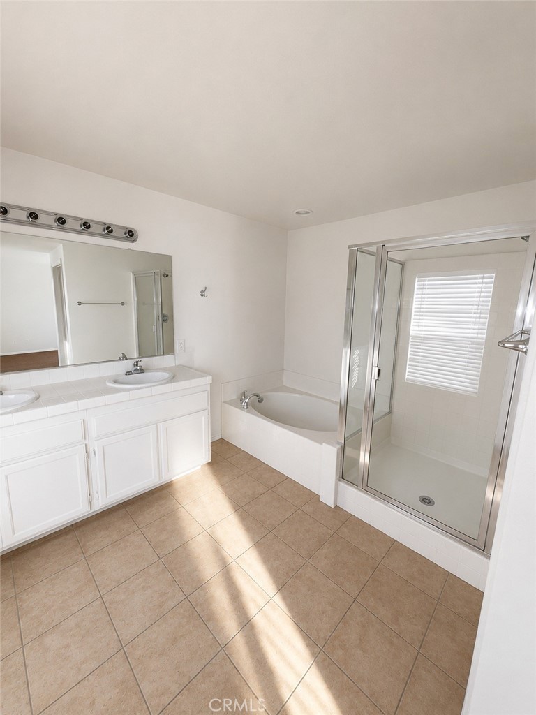 10312 Whitecrown Property Photo 10