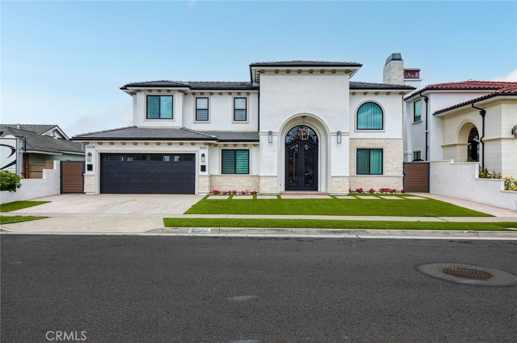 16323 Redwood Property Photo