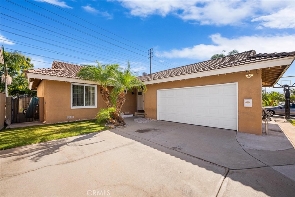 4641 Sharon Drive Property Photo 1