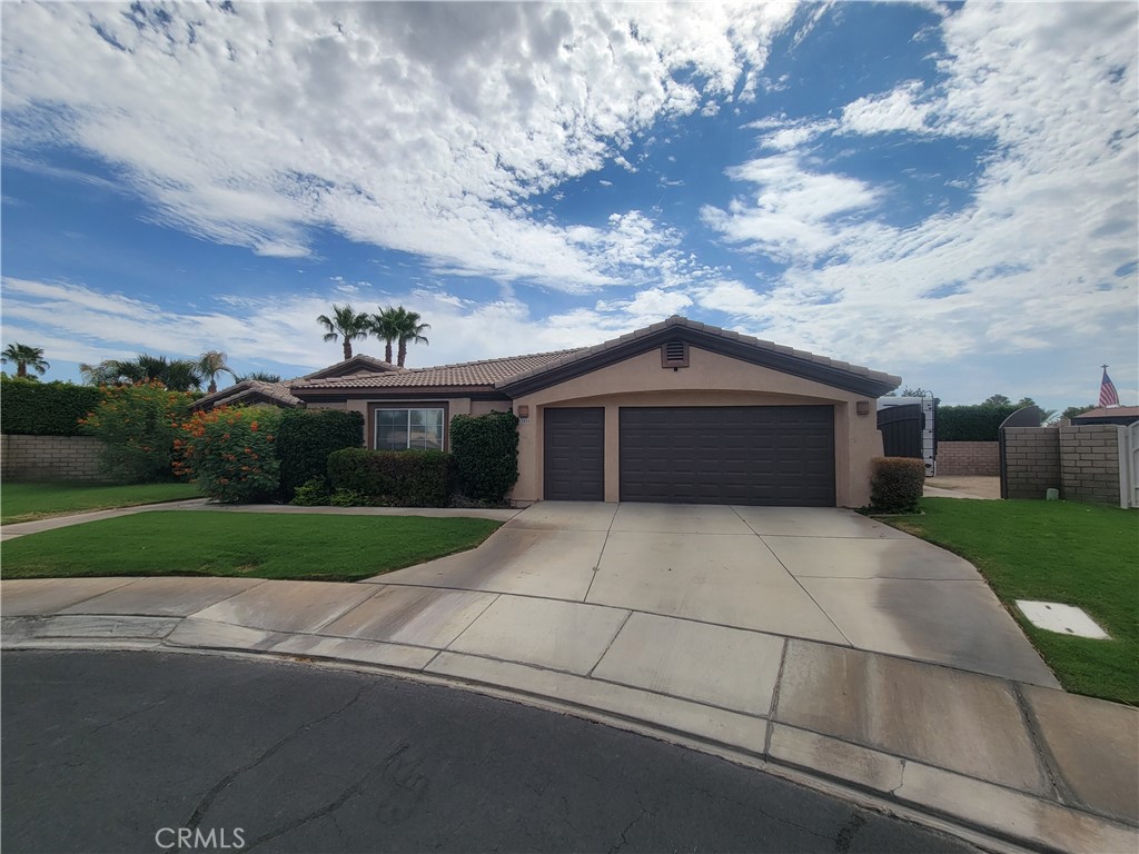 82400 Cantor Circle Property Photo 1