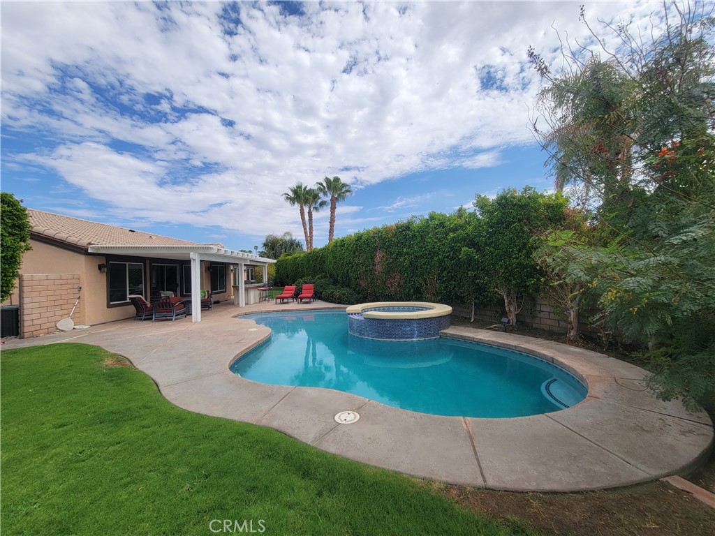 82400 Cantor Circle Property Photo 9