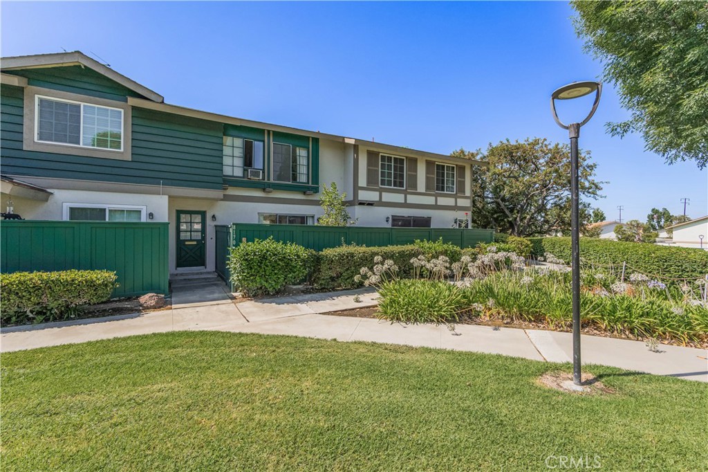 8170 Glengarry Property Photo 2