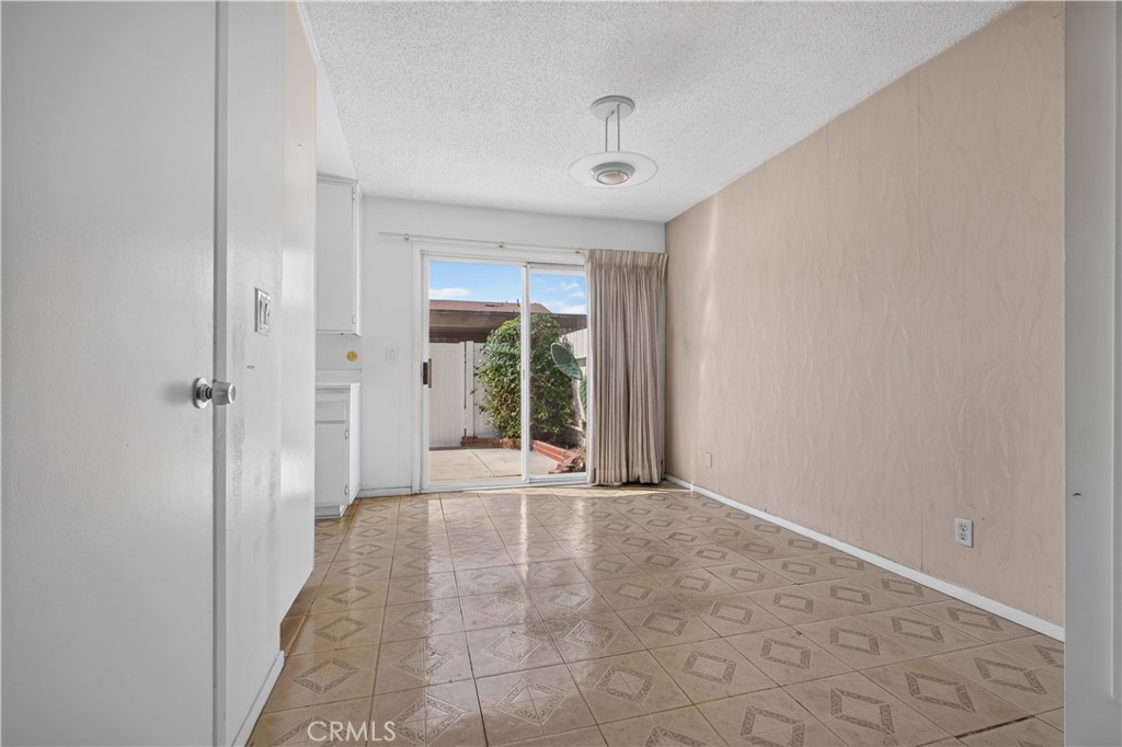 8170 Glengarry Property Photo 12