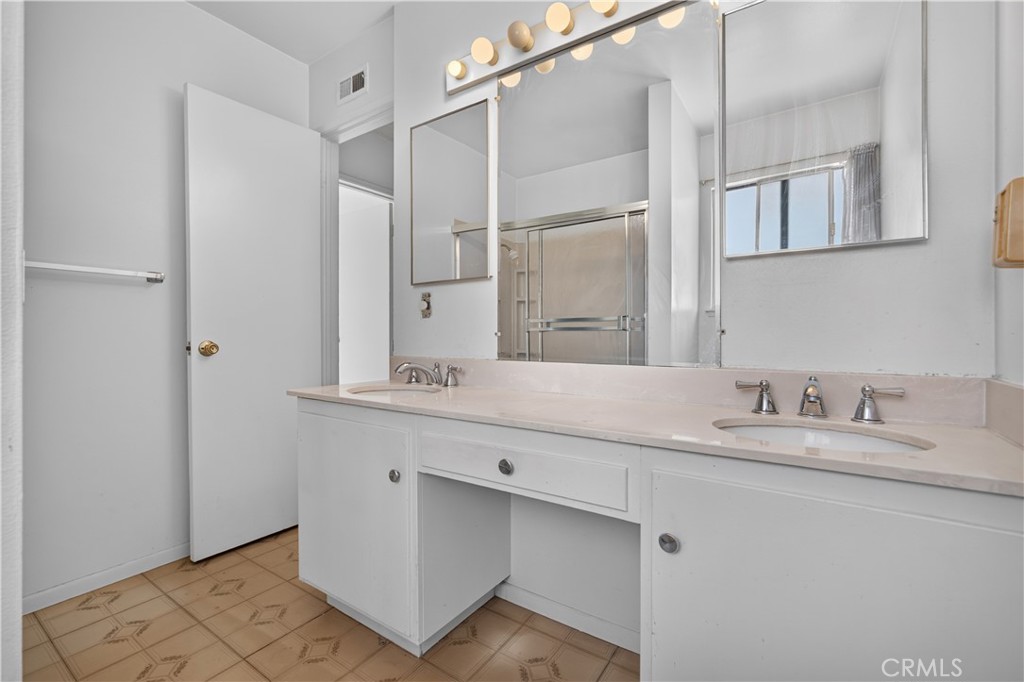 8170 Glengarry Property Photo 33