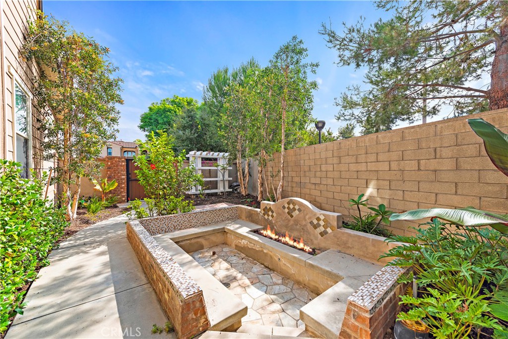 108 Fairgrove Property Photo 21